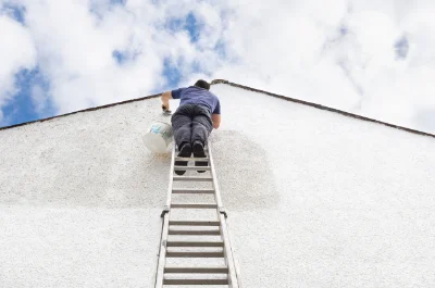Peinture extérieure à Sauzé-Vaussais — façades et ravalement
